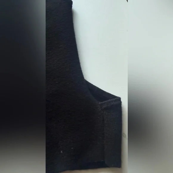 Abercrombie & Fitch Black Wrap Front Knit Sleeveless Top Size Small - Picture 8 of 10